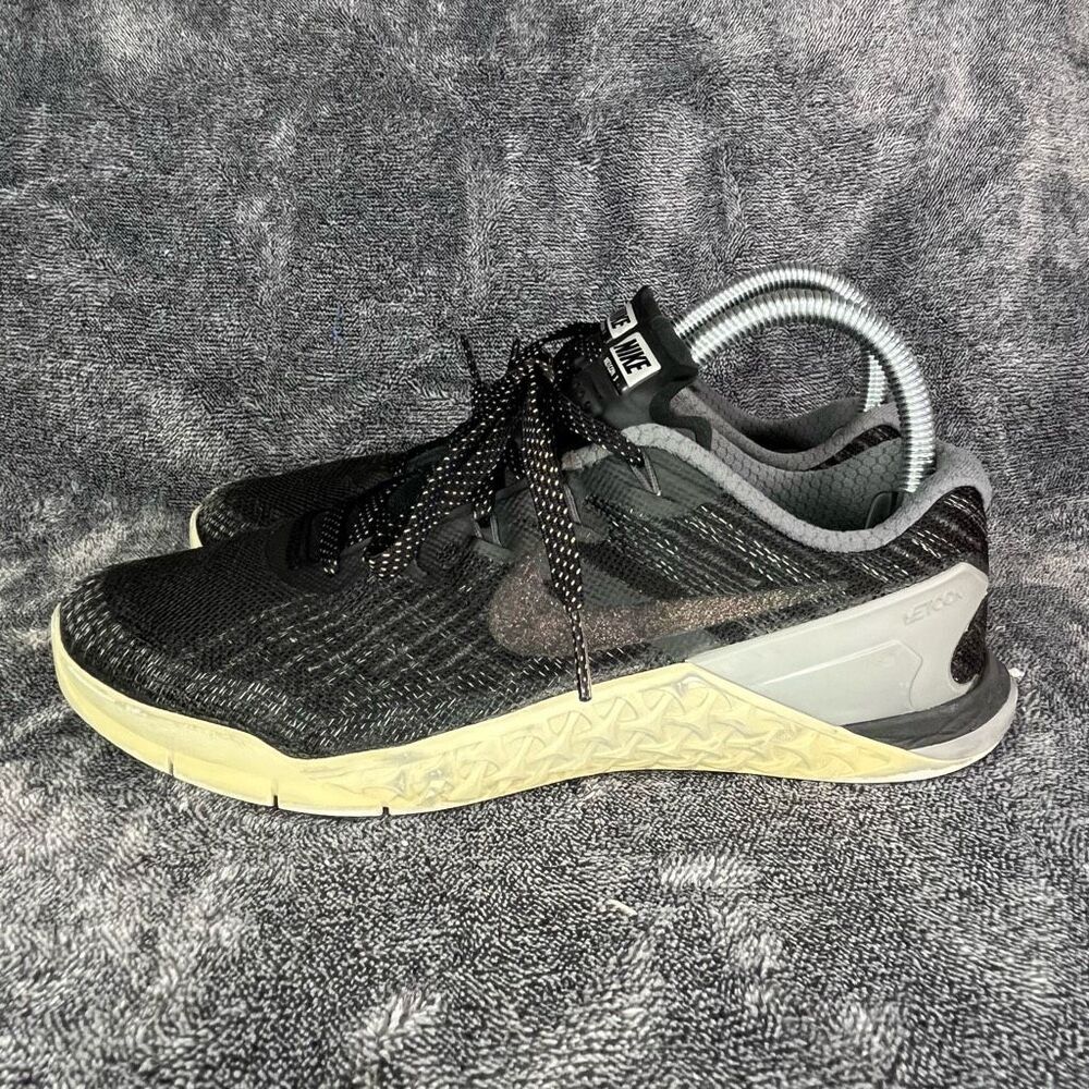 Nike Metcon 3 Training Shoes Sneakers Women Size 8 Black Metallic